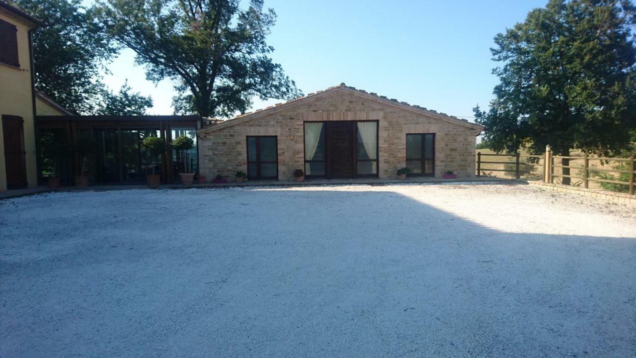 Agriturismo "Le Piagge" Castelplanio Eksteriør bilde